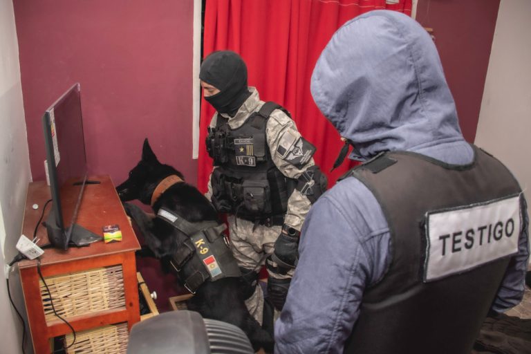 Desbaratan dos bandas que operaban en red para vender droga en Córdoba