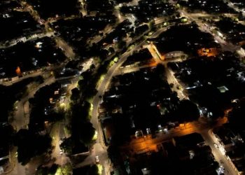 El tramo de La Cañada quedó totalmente iluminado