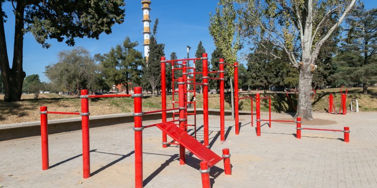 Avanzan la primera etapa de las obras de recuperación del Parque Sarmiento