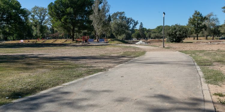 Avanzan la primera etapa de las obras de recuperación del Parque Sarmiento