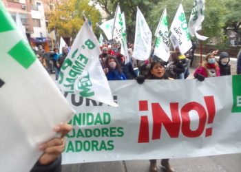 El Suoem se moviliza en el centro de la Ciudad e insiste en el incremento salarial