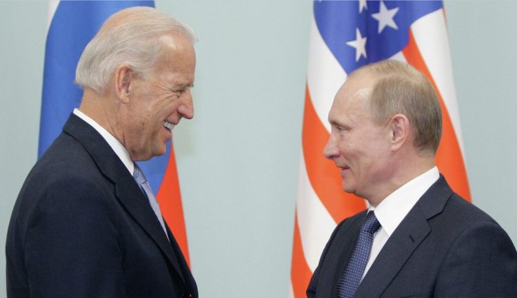 Rusia prohibió la entrada al país de Biden y otros funcionarios de la Casa Blanca