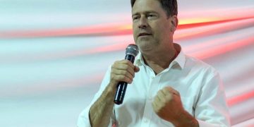 Reclaman sumar a los intendentes al armado electoral del radicalismo