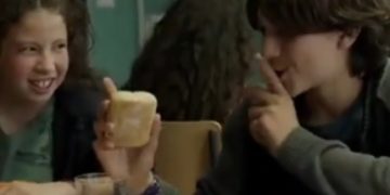 Lanzan un video que invita a reflexionar sobre el acoso escolar