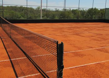 Admiten un amparo ambiental en contra de la instalación de canchas de tenis en zona residencial