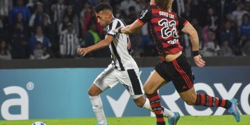 Cómo quedó Talleres tras el empate de su «rival directo»