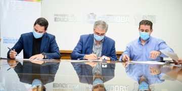 Lanzan programa de conducción consciente para adolescentes