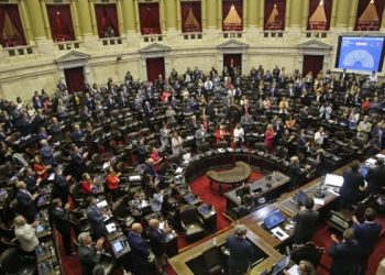 El Congreso acumula proyectos por los subsidios al transporte