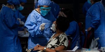 Se reportaron 11.443 contagios y 111 fallecidos en los últimos siete días