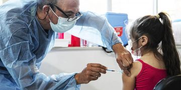 120.000 chicos recibirán la tercera dosis