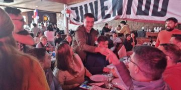 La UCR busca que De Loredo compita por la Provincia