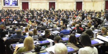 La oposición en bloque obligó al oficialismo a discutir la boleta única