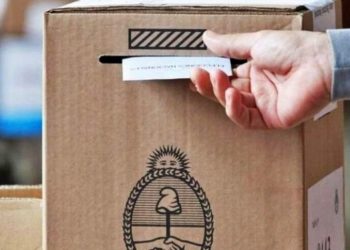 Una encuesta reveló una fuerte dispersión del voto rumbo a 2023