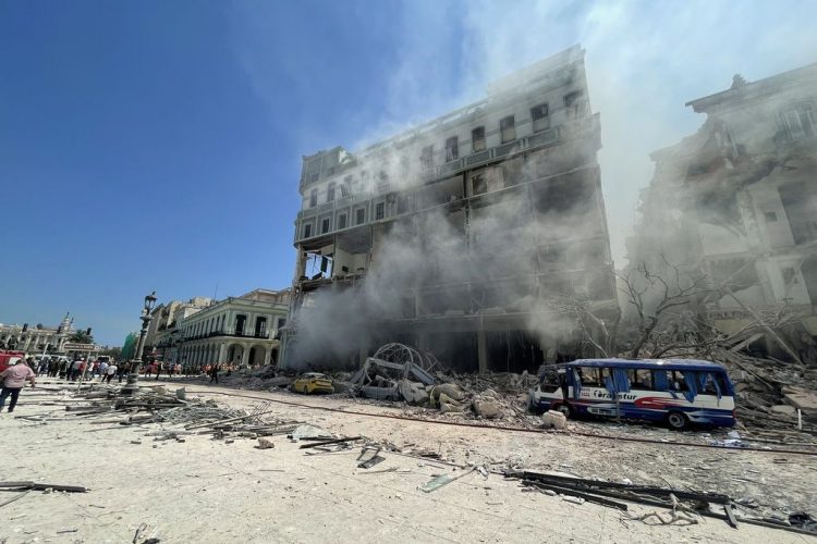 Explosión masiva en un hotel en La Habana: hay al menos cuatro muertos