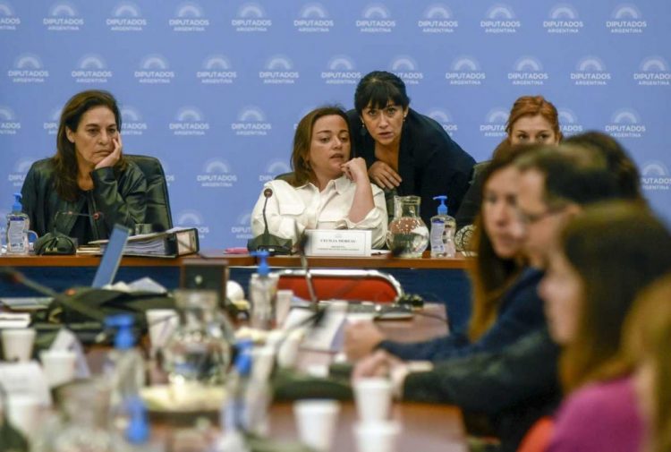 El oficialismo unifica su proyecto de alquileres y JxC firmará un dictamen propio
