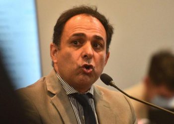 El Fiscal General de Córdoba denunció un ataque a su auto