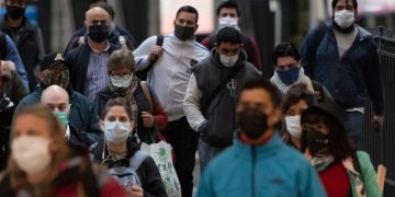 Confirman que el país ingresó en la cuarta ola del coronavirus