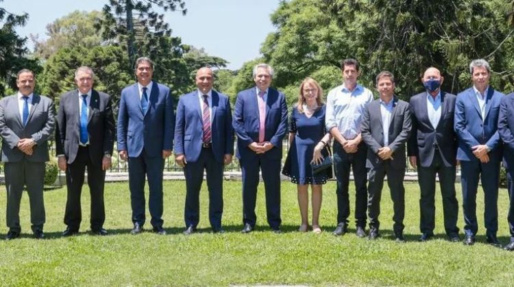 Gobernadores peronistas impulsan un proyecto para que la Corte tenga una composición "federal"