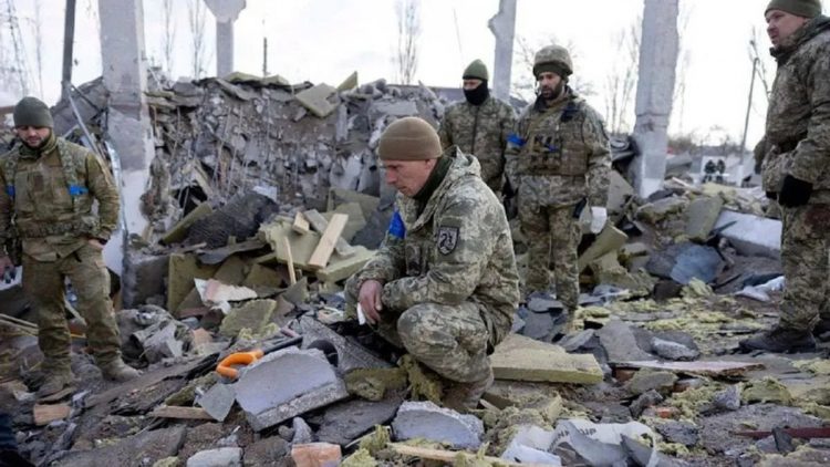 Rusia intensificó su avance en el Donbass y aseguró estar lista para retomar el diálogo con Ucrania