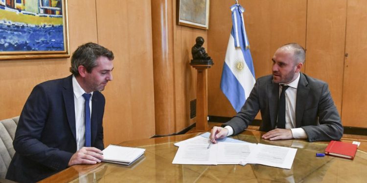 Guillermo Hang, nuevo secretario de Comercio Interior, se reunió ayer con el ministro Martín Guzmán.