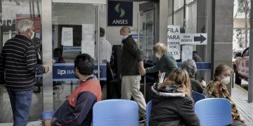 Las jubilaciones, pensiones y asignaciones aumentarán 15%