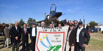 Entronizaron los restos de un avión caído en el Museo Nacional de Malvinas
