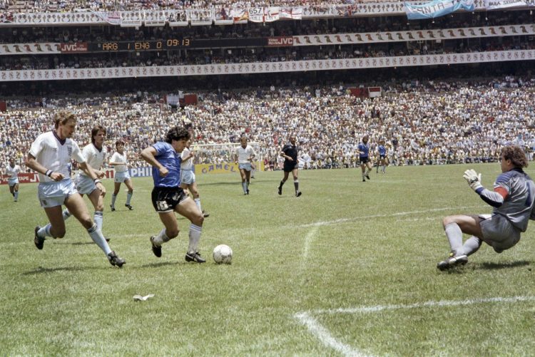 Se vendió la camiseta de Maradona a una cifra histórica