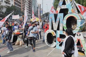 La Marcha Federal Piquetera hace su paso por el centro de nuestra ciudad  