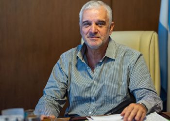 El Defensor del Pueblo evalúa una candidatura a Intendente