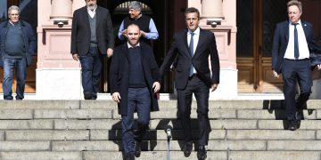 Después de Ganancias, Massa va por los topes de los monotributistas