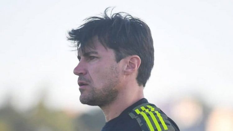 Alexander Medina acordó su llegada a Vélez