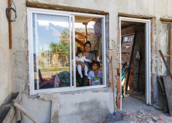 Reabrió la inscripción al sorteo de fondos para que mujeres de barrios populares reformen su casa