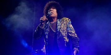 La Mona Jiménez inundó de cuarteto cordobés el Obelisco porteño