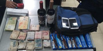 Asaltó un supermercado de la Terminal y se escondió en una heladera para zafar