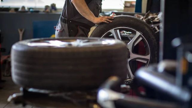 Ante la suba de precios en los neumáticos, el Gobierno intimó a fabricantes para que transparenten costos