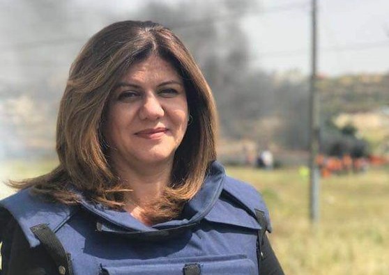 El ejército israelí asesinó a una periodista de Al Jazeera Shireen Abu Akleh, periodista de Al Jazeera Shireen.