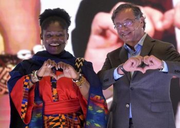 Petro hizo historia al ganar los comicios de Colombia, pero debe ir al ballottage