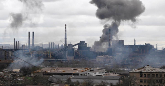 La planta de acero de Mariupol volvió a ser blanco de intensos ataques.
