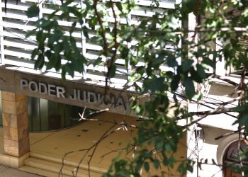 Admiten una acción colectiva contra la instalación de una antena de telefonía e internet