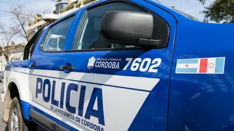 Robo, persecución y choque en Córdoba