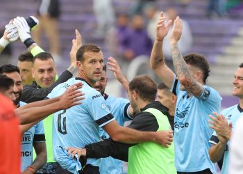 Belgrano ganó y sigue mirando a todos desde lo más alto