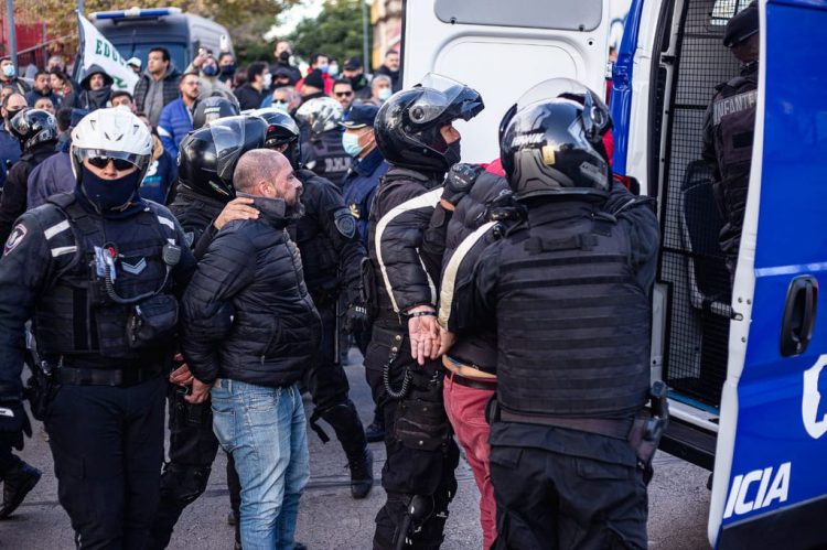 Ante la escalada del conflicto, el municipio advirtió que no negociará con "violentos"