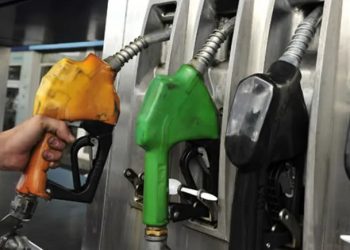 Axion y Shell aumentaron los precios de combustibles entre 10,5 y 12% promedio