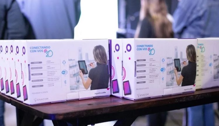 Tablets gratis para jubilados: cómo acceder al beneficio con un único requisito