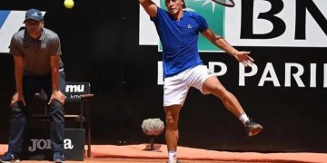 Sebastián Báez pasó el debut y espera por Zverev en segunda ronda