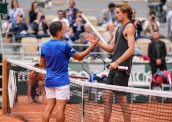 Báez cayó en cinco sets ante Alexander Zverev