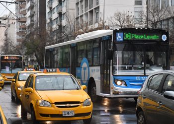 Hoy se definirá si se concreta el paro de transporte urbano