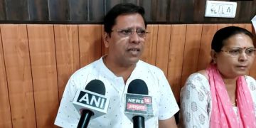 Demandaron a su hijo por no darles un nieto