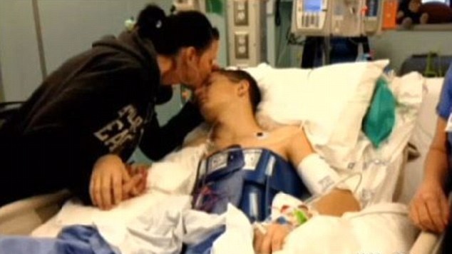 Un joven estuvo muerto durante 20 minutos y al volver a la vida contó lo que vio “al otro lado”