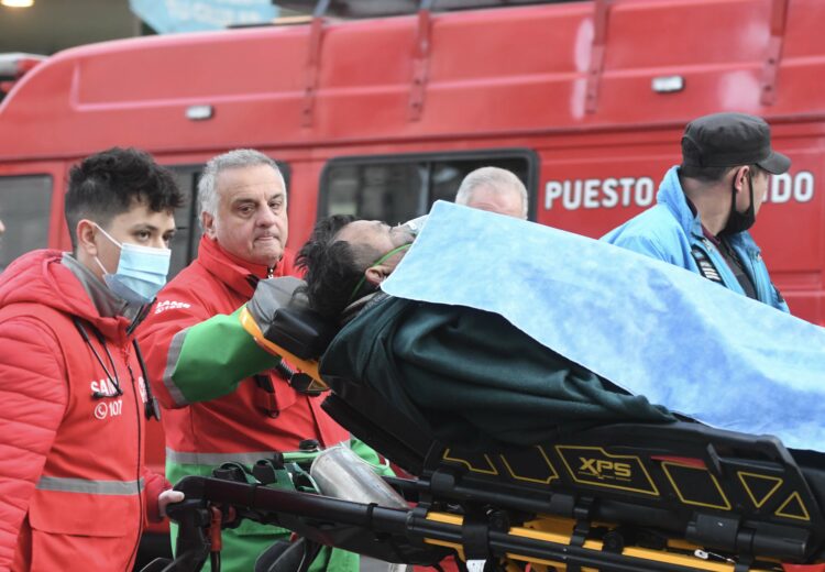 El trágico incendio en Recoleta dejó cinco muertes y al menos 35 personas con heridas graves